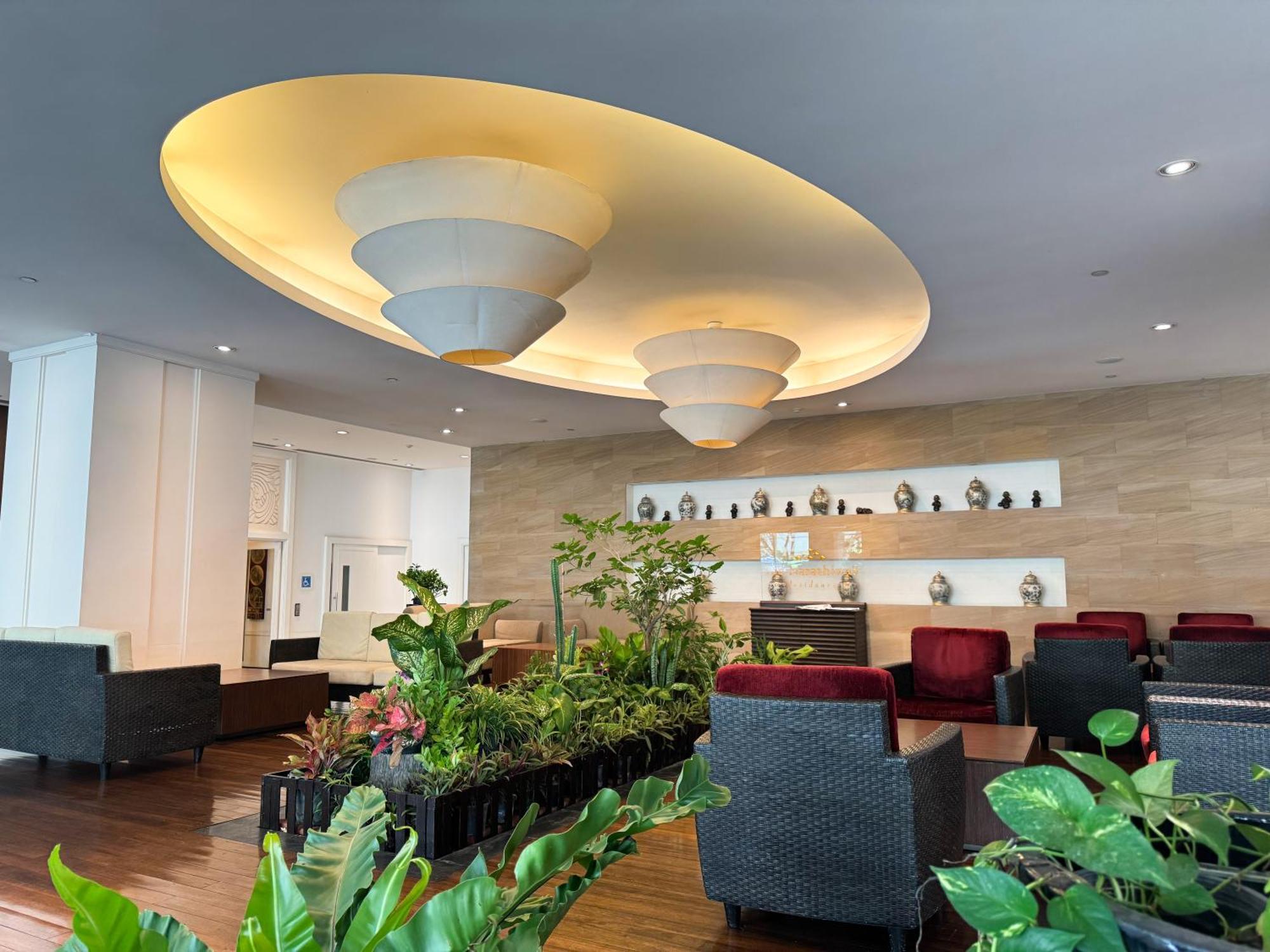 The Narathiwas Hotel & Residence Sathorn Bangkok Esterno foto